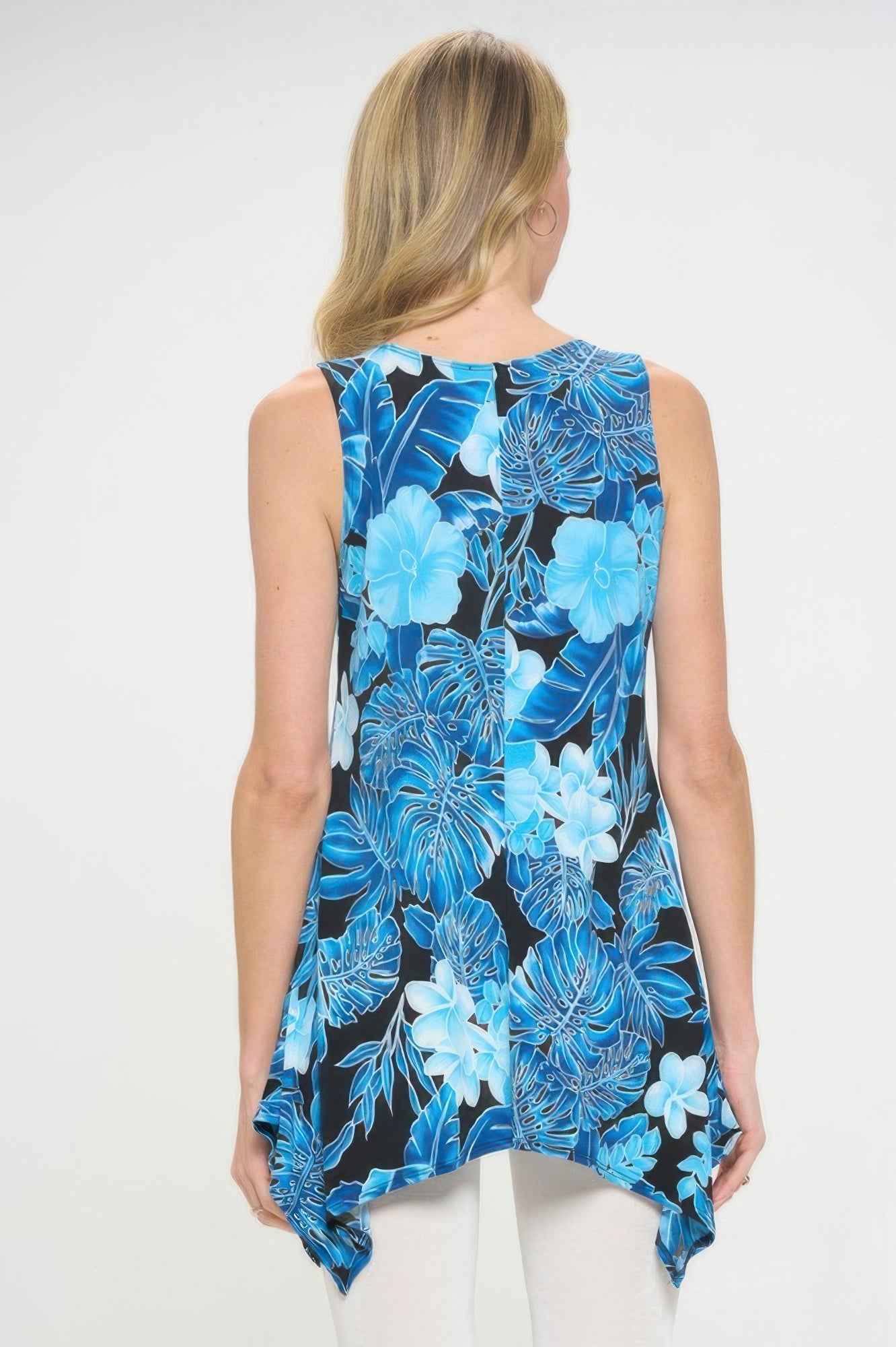 Hit Print Shark Bite Hem Tank