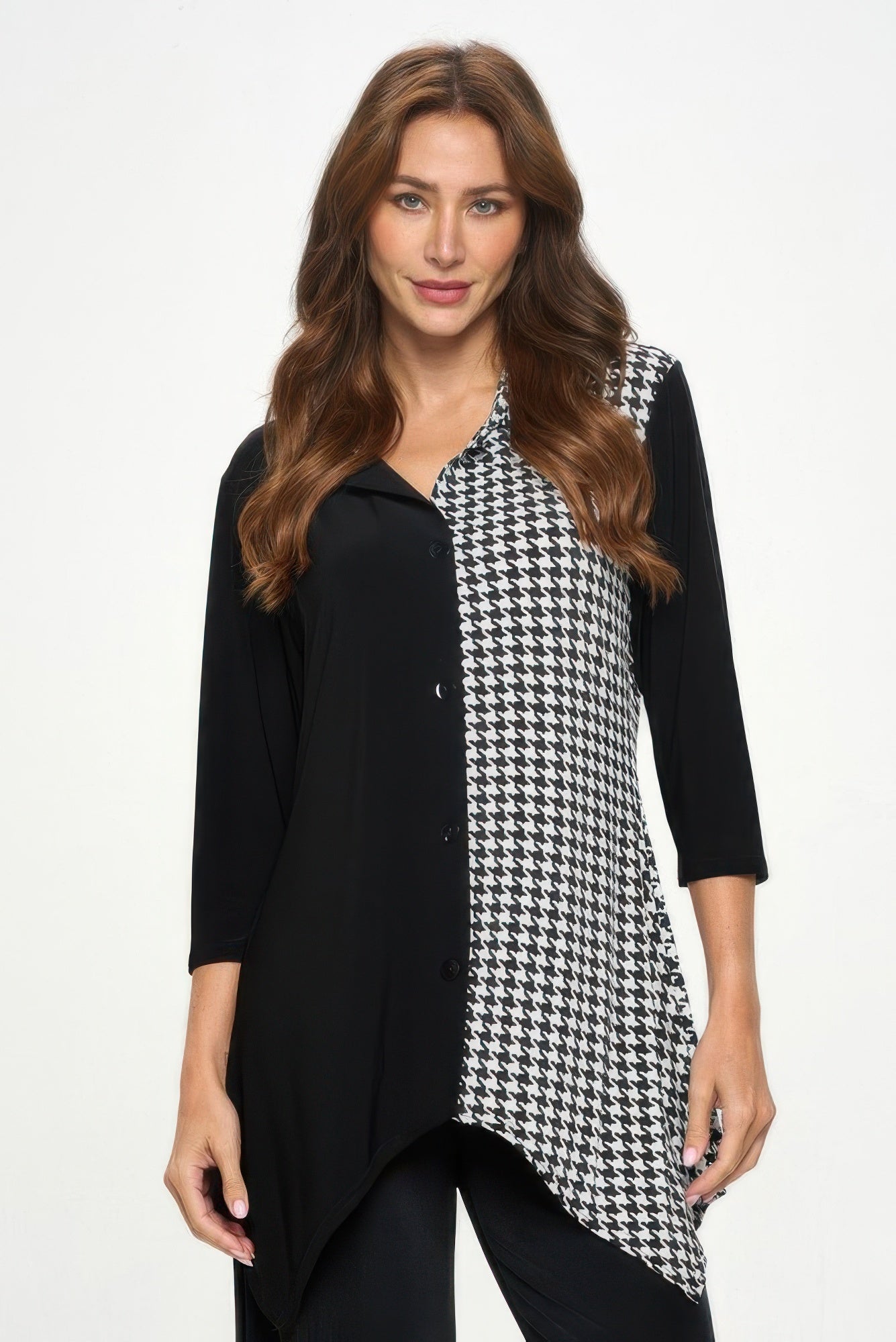 Hit Contrast Button 3/4 Sleeve Top